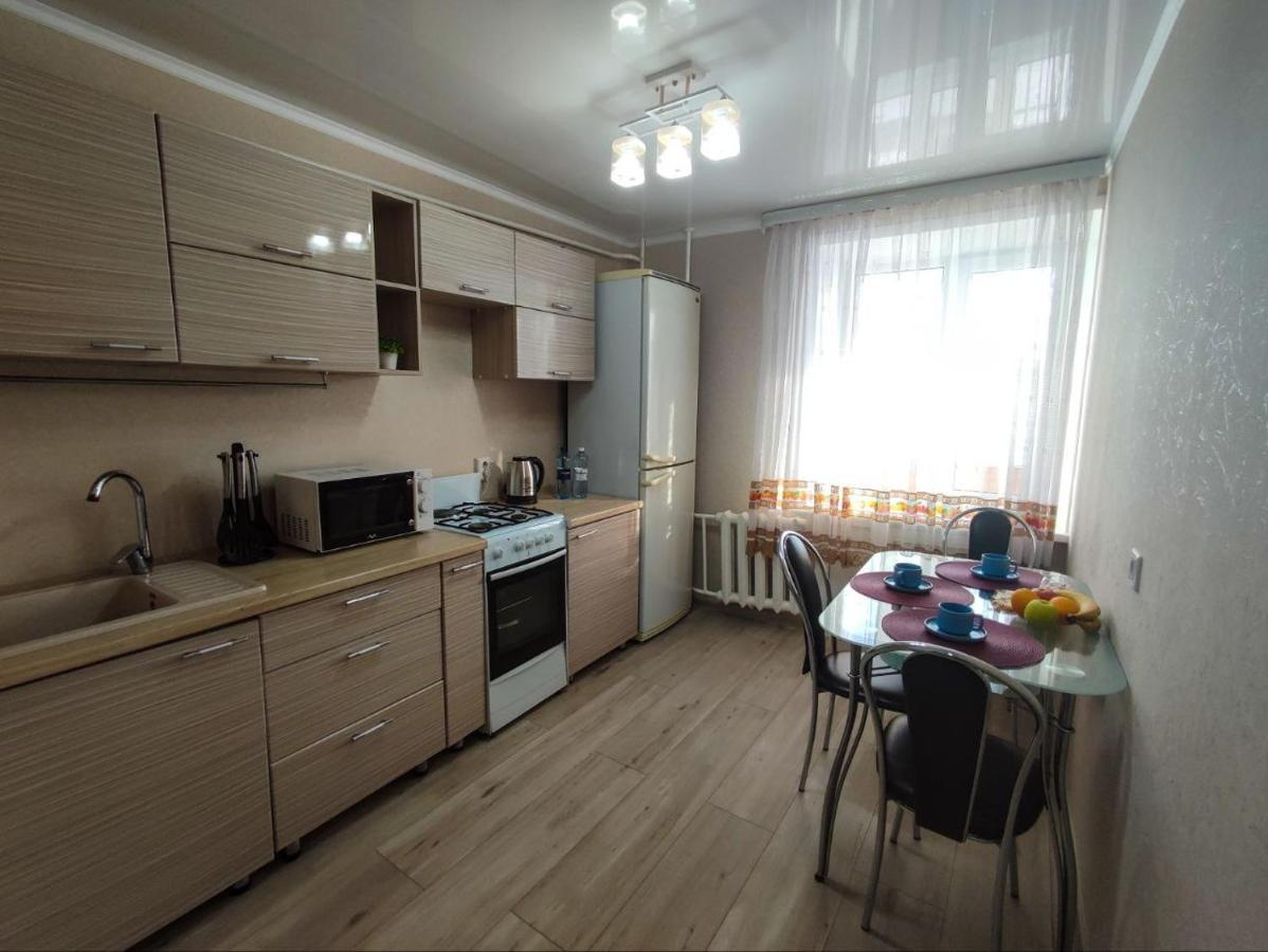 2-Х Комнатная Квартира В Центре На Ул.Бородина 107 Kostanay Exterior photo