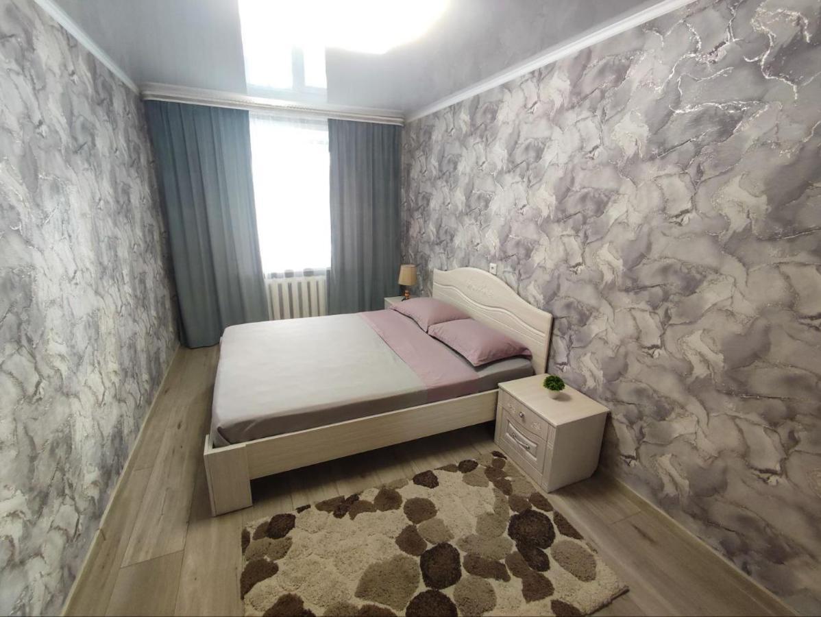 2-Х Комнатная Квартира В Центре На Ул.Бородина 107 Kostanay Exterior photo