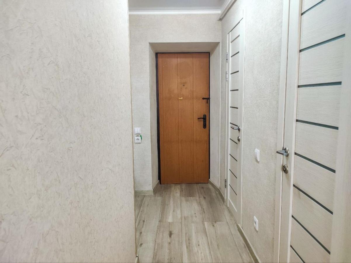 2-Х Комнатная Квартира В Центре На Ул.Бородина 107 Kostanay Exterior photo